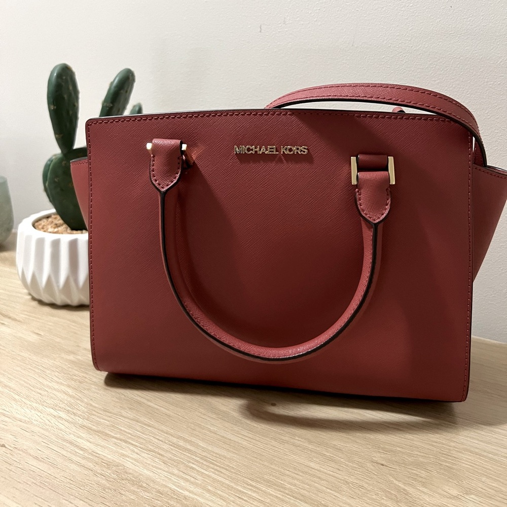 NWOT Michael Kors purse, Selma style, rust color, perfect for fall!